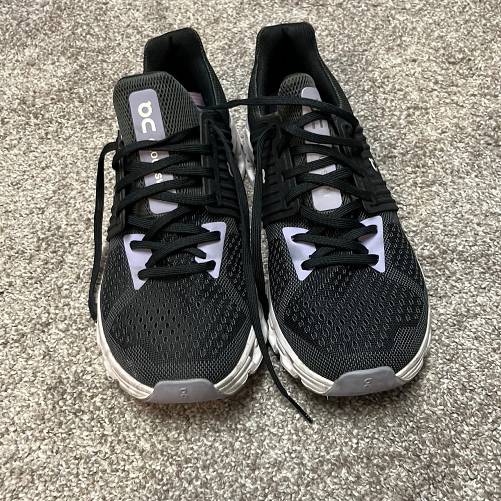 Size 9 OC Tennis shoe. Black with lavender accents